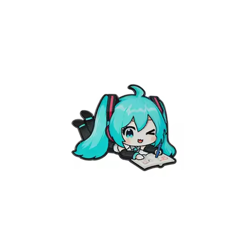Pin Anime Vocaloid Hatsune Miku con Libro Chibi